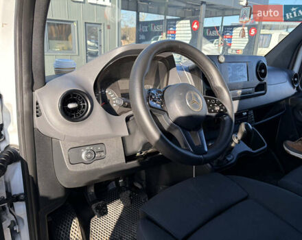 Белый Мерседес Sprinter, объемом двигателя 2.2 л и пробегом 441 тыс. км за 24990 $, фото 8 на Automoto.ua