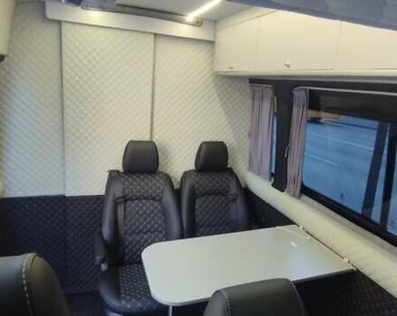 Белый Мерседес Sprinter, объемом двигателя 2.14 л и пробегом 300 тыс. км за 30900 $, фото 7 на Automoto.ua