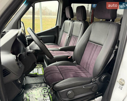 Белый Мерседес Sprinter, объемом двигателя 2.14 л и пробегом 293 тыс. км за 29900 $, фото 21 на Automoto.ua