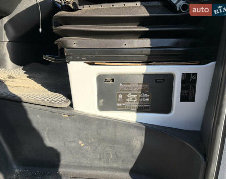 Белый Мерседес Sprinter, объемом двигателя 2.2 л и пробегом 441 тыс. км за 24990 $, фото 9 на Automoto.ua