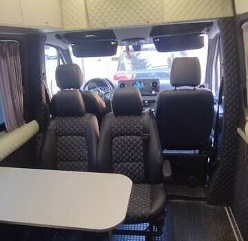 Белый Мерседес Sprinter, объемом двигателя 2.14 л и пробегом 300 тыс. км за 30900 $, фото 8 на Automoto.ua