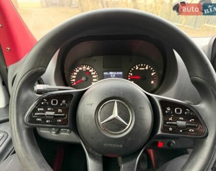 Белый Мерседес Sprinter, объемом двигателя 2.99 л и пробегом 693 тыс. км за 35000 $, фото 3 на Automoto.ua