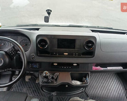Білий Мерседес Sprinter, об'ємом двигуна 2.2 л та пробігом 460 тис. км за 27000 $, фото 6 на Automoto.ua