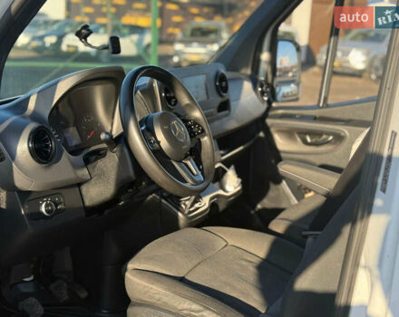 Білий Мерседес Sprinter, об'ємом двигуна 2.14 л та пробігом 460 тис. км за 26000 $, фото 4 на Automoto.ua