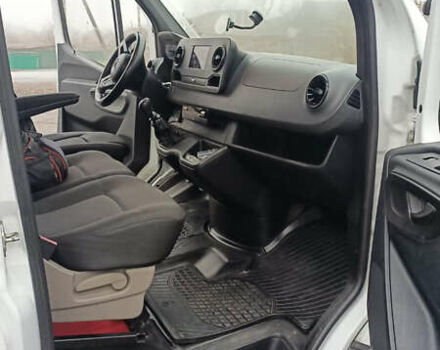 Білий Мерседес Sprinter, об'ємом двигуна 2.2 л та пробігом 460 тис. км за 27000 $, фото 8 на Automoto.ua