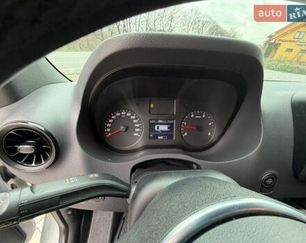 Белый Мерседес Sprinter, объемом двигателя 2.99 л и пробегом 486 тыс. км за 35999 $, фото 12 на Automoto.ua