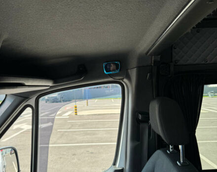 Білий Мерседес Sprinter, об'ємом двигуна 2.14 л та пробігом 464 тис. км за 37801 $, фото 5 на Automoto.ua