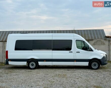 Белый Мерседес Sprinter, объемом двигателя 2.14 л и пробегом 250 тыс. км за 46800 $, фото 7 на Automoto.ua