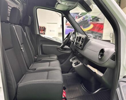 Білий Мерседес Sprinter, об'ємом двигуна 2.1 л та пробігом 326 тис. км за 36675 $, фото 2 на Automoto.ua