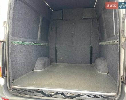 Белый Мерседес Sprinter, объемом двигателя 2.14 л и пробегом 540 тыс. км за 42232 $, фото 17 на Automoto.ua
