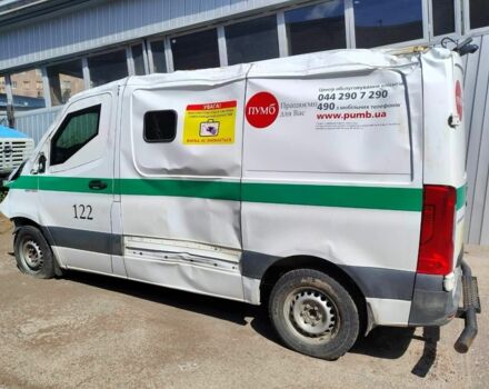 Белый Мерседес Sprinter, объемом двигателя 2.1 л и пробегом 141 тыс. км за 2839 $, фото 5 на Automoto.ua