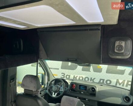 Белый Мерседес Sprinter, объемом двигателя 2.14 л и пробегом 540 тыс. км за 42232 $, фото 6 на Automoto.ua