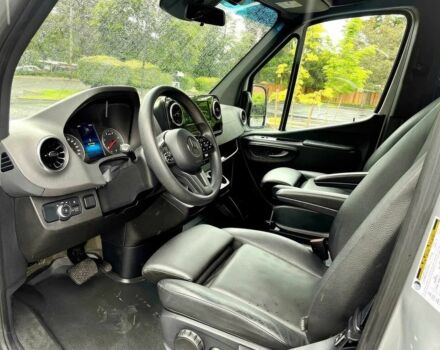 Белый Мерседес Sprinter, объемом двигателя 3 л и пробегом 37 тыс. км за 34000 $, фото 6 на Automoto.ua