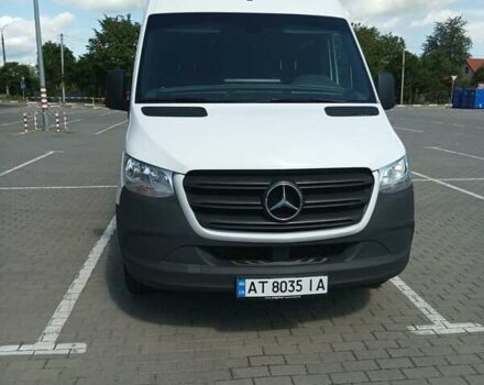 Белый Мерседес Sprinter, объемом двигателя 0 л и пробегом 329 тыс. км за 31000 $, фото 3 на Automoto.ua