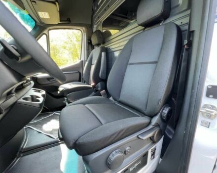 Белый Мерседес Sprinter, объемом двигателя 2 л и пробегом 14 тыс. км за 25000 $, фото 5 на Automoto.ua