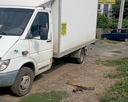 Белый Мерседес Sprinter, объемом двигателя 2.15 л и пробегом 248 тыс. км за 11500 $, фото 1 на Automoto.ua
