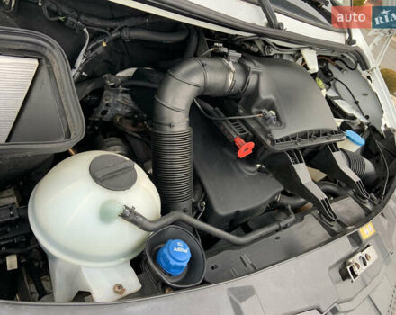 Білий Мерседес Sprinter, об'ємом двигуна 2.1 л та пробігом 342 тис. км за 22900 $, фото 6 на Automoto.ua