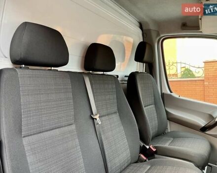 Белый Мерседес Sprinter, объемом двигателя 2.2 л и пробегом 233 тыс. км за 24499 $, фото 31 на Automoto.ua