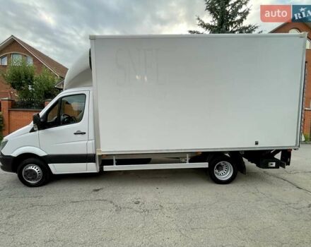 Белый Мерседес Sprinter, объемом двигателя 2.2 л и пробегом 233 тыс. км за 24499 $, фото 3 на Automoto.ua