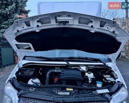 Білий Мерседес Sprinter, об'ємом двигуна 2.2 л та пробігом 207 тис. км за 27199 $, фото 35 на Automoto.ua