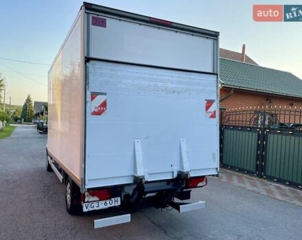 Белый Мерседес Sprinter, объемом двигателя 2.2 л и пробегом 248 тыс. км за 20999 $, фото 4 на Automoto.ua