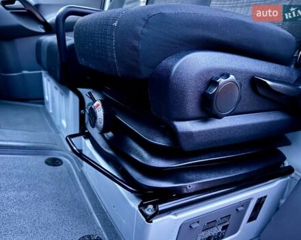 Білий Мерседес Sprinter, об'ємом двигуна 2.2 л та пробігом 207 тис. км за 27199 $, фото 26 на Automoto.ua