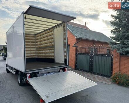 Білий Мерседес Sprinter, об'ємом двигуна 2.2 л та пробігом 225 тис. км за 27399 $, фото 34 на Automoto.ua