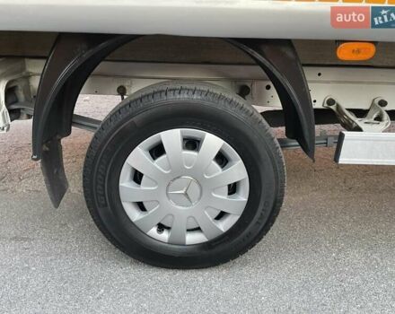 Белый Мерседес Sprinter, объемом двигателя 2.2 л и пробегом 248 тыс. км за 20999 $, фото 12 на Automoto.ua