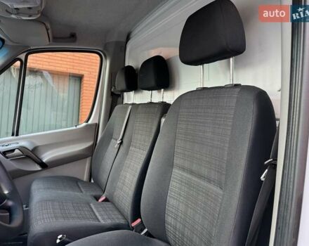Білий Мерседес Sprinter, об'ємом двигуна 2.2 л та пробігом 225 тис. км за 27399 $, фото 22 на Automoto.ua
