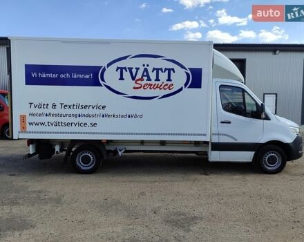 Белый Мерседес Sprinter, объемом двигателя 2.1 л и пробегом 270 тыс. км за 23500 $, фото 3 на Automoto.ua