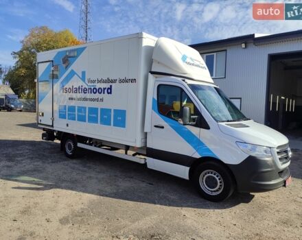 Белый Мерседес Sprinter, объемом двигателя 2 л и пробегом 300 тыс. км за 24700 $, фото 2 на Automoto.ua