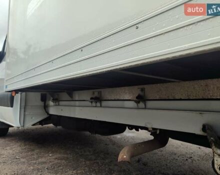 Белый Мерседес Sprinter, объемом двигателя 2.1 л и пробегом 300 тыс. км за 24900 $, фото 10 на Automoto.ua