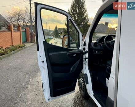 Белый Мерседес Sprinter, объемом двигателя 2.2 л и пробегом 192 тыс. км за 29300 $, фото 25 на Automoto.ua
