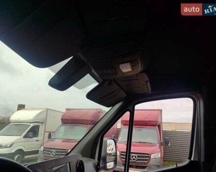 Белый Мерседес Sprinter, объемом двигателя 2.1 л и пробегом 300 тыс. км за 24900 $, фото 16 на Automoto.ua