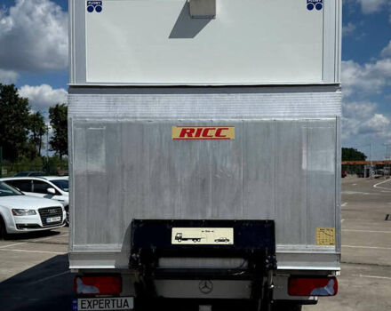 Белый Мерседес Sprinter, объемом двигателя 2.2 л и пробегом 111 тыс. км за 34999 $, фото 3 на Automoto.ua