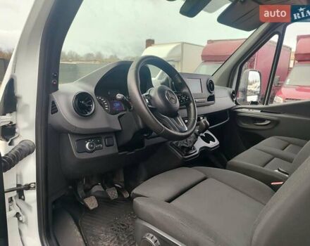 Белый Мерседес Sprinter, объемом двигателя 2.1 л и пробегом 300 тыс. км за 24900 $, фото 12 на Automoto.ua