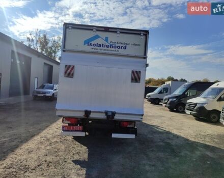 Белый Мерседес Sprinter, объемом двигателя 2 л и пробегом 300 тыс. км за 24700 $, фото 6 на Automoto.ua