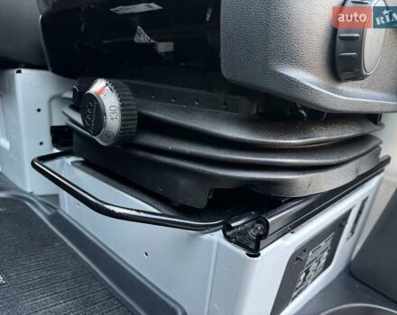 Белый Мерседес Sprinter, объемом двигателя 2.2 л и пробегом 192 тыс. км за 29300 $, фото 29 на Automoto.ua