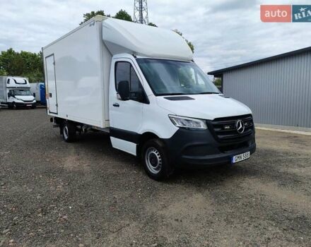 Белый Мерседес Sprinter, объемом двигателя 2.1 л и пробегом 300 тыс. км за 26800 $, фото 1 на Automoto.ua