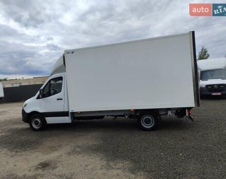 Белый Мерседес Sprinter, объемом двигателя 2.1 л и пробегом 300 тыс. км за 26800 $, фото 6 на Automoto.ua