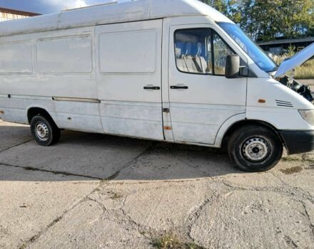 Мерседес Sprinter 2003 в Кременце на Automoto.ua Белый Мерседес Sprinter, объемом двигателя 0 л и пробегом 370 тыс. км за 1007 $, фото 3 на Automoto.ua
