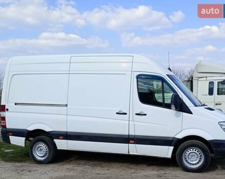 Белый Мерседес Sprinter, объемом двигателя 2.14 л и пробегом 324 тыс. км за 12000 $, фото 2 на Automoto.ua