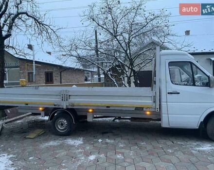 Білий Мерседес Sprinter, об'ємом двигуна 2.15 л та пробігом 1000 тис. км за 10000 $, фото 1 на Automoto.ua