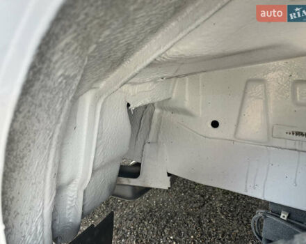 Белый Мерседес Sprinter, объемом двигателя 2.7 л и пробегом 147 тыс. км за 17800 $, фото 12 на Automoto.ua