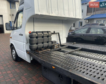 Белый Мерседес Sprinter, объемом двигателя 2.69 л и пробегом 30 тыс. км за 12300 $, фото 6 на Automoto.ua