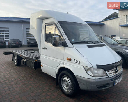 Белый Мерседес Sprinter, объемом двигателя 2.69 л и пробегом 30 тыс. км за 12300 $, фото 2 на Automoto.ua