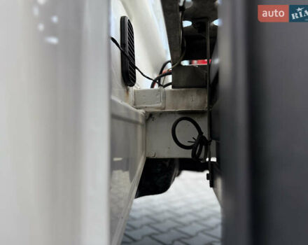 Білий Мерседес Sprinter, об'ємом двигуна 3 л та пробігом 466 тис. км за 25800 $, фото 35 на Automoto.ua