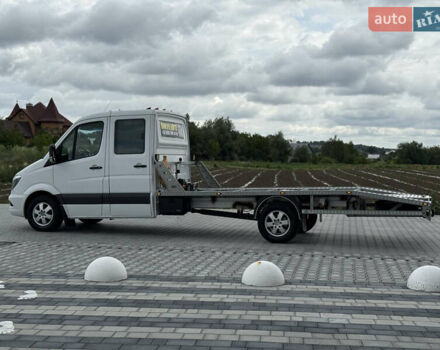 Белый Мерседес Sprinter, объемом двигателя 3.23 л и пробегом 470 тыс. км за 27800 $, фото 8 на Automoto.ua