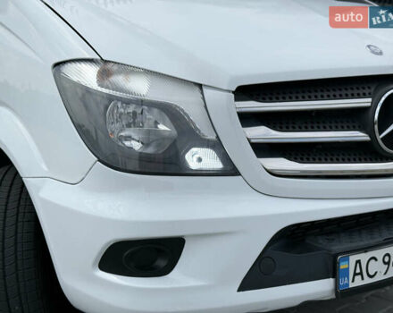 Белый Мерседес Sprinter, объемом двигателя 3.23 л и пробегом 470 тыс. км за 27800 $, фото 121 на Automoto.ua