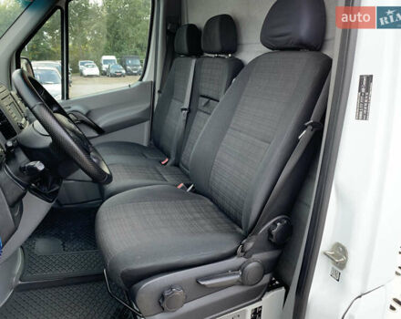 Білий Мерседес Sprinter, об'ємом двигуна 2.2 л та пробігом 395 тис. км за 19999 $, фото 28 на Automoto.ua